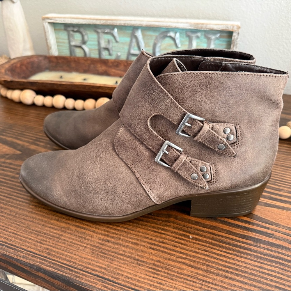 Aerosoles Brown Ankle Boots Double Buckle Moto Low Heel Comfort Size 10